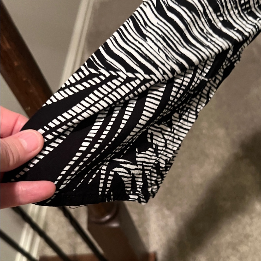 Black & White Palm-Print Mini Dress with Tie Front - Picture 9 of 16